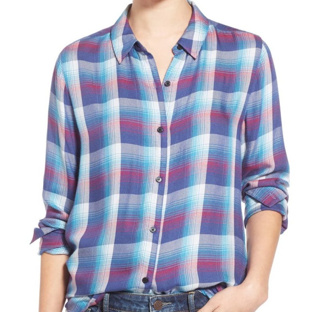 Treasure & Bond plaid top. Size Medium